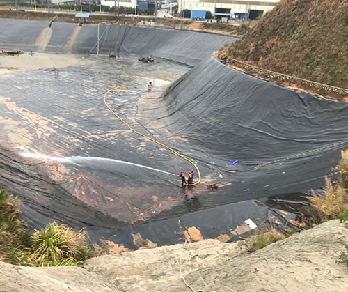沽源废水池清理